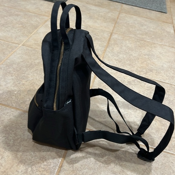 Herschel Nova Mini Backpack - Picture 6 of 9